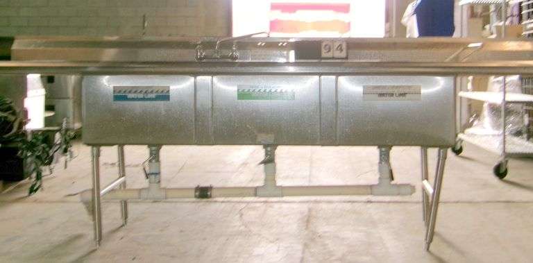 MULTI-COMPARTMENT COMMERCIAL SINK