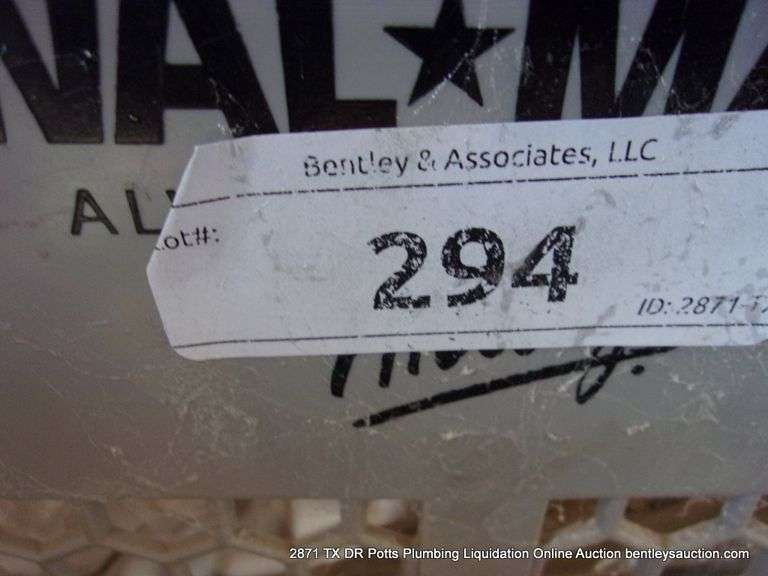 LOT: TUB W/ ASSORTED WIRES