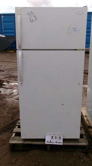 WHITE TOP FREEZER REFRIGERATOR