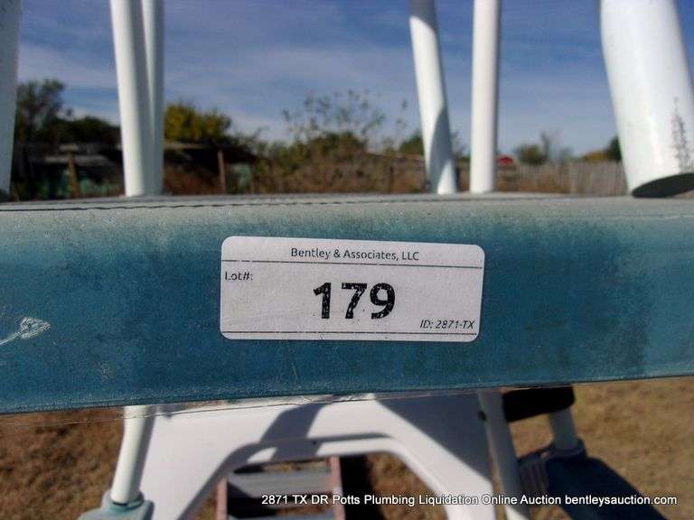 LOT: SWIMMING POOL LADDERS, SWIMMING POOL COVER, POOL INFLATABLES, ETC