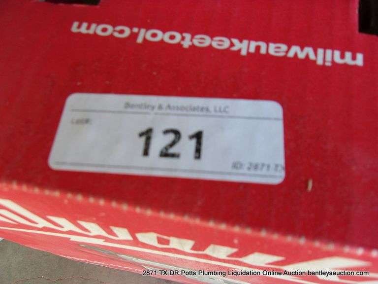 MILWAUKEE HOLE HAWG 1/2" DRILL 1676-6