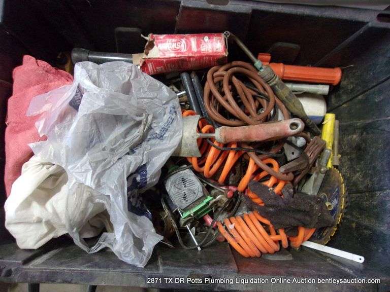 POLY TOTE: ASSORTED TOOLS - TROWEL, FLASHLIGHT, SCREWDRIVERS, ETC