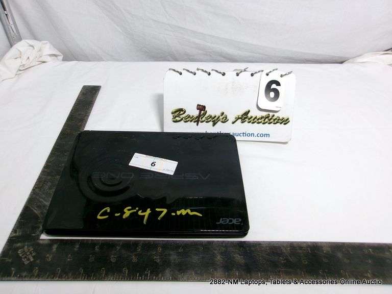 ACER ASPIRE ONE INTEL ATOM WINDOWS 7 STARTER - NO POWER CORD