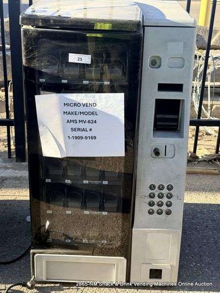 AMS SNACK VENDING MACHINE S/N 1-1909-9169