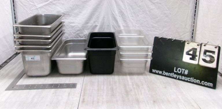 STACK OF STAINLESS STEEL FOOD TRAYS, 8QTY
