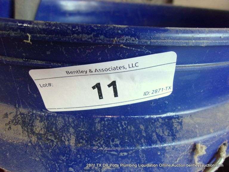 5 GALLON BUCKET RIDGID PIPE THREADING DIES