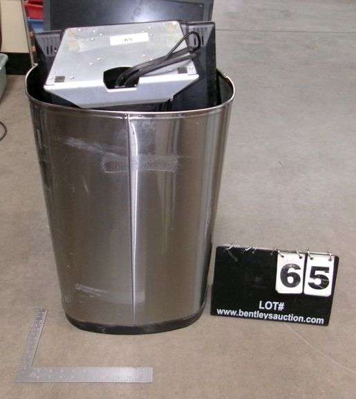 TRASH CAN, MISC. COMPUTER SCREENS