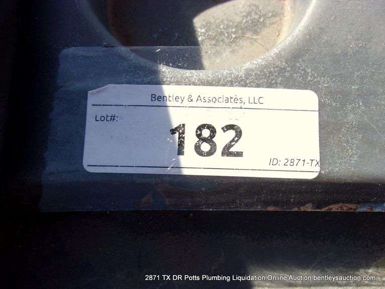 LIVEWELL POLY STORAGE BOX