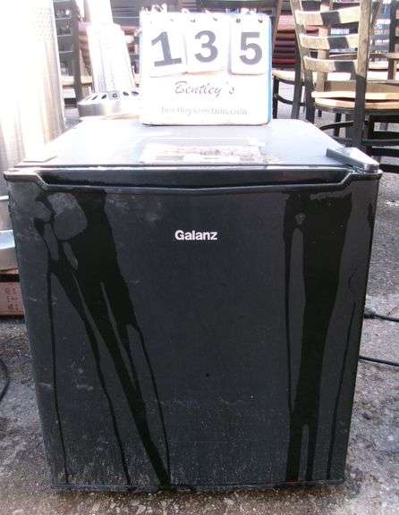 GALANZ MINI FRIDGE