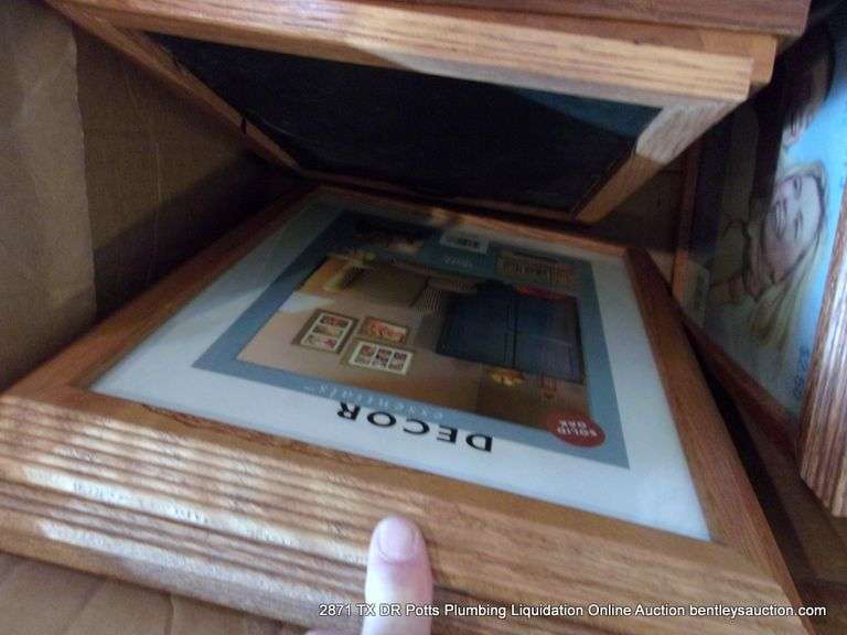BOX: PICTURE FRAMES