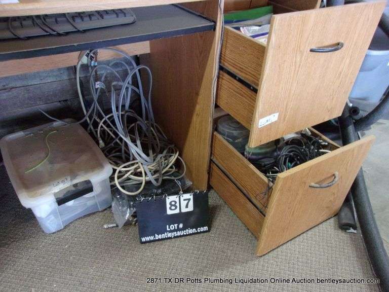 LOT: CONTENTS OF DESK & CONTENTS ON FLOOR