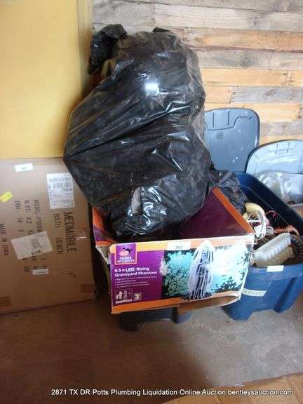 LOT: HALLOWEEN DÉCOR