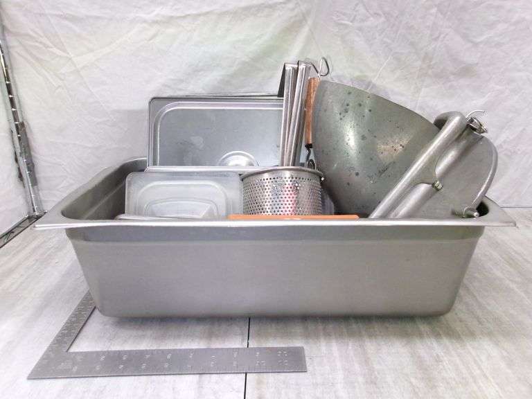 STAINLESS STEEL PAN W/ ASSORTED KITCHEN ITEMS