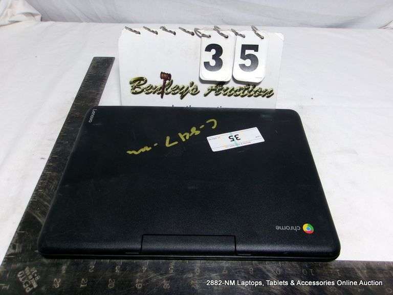 LENOVO CHROME N23 - MISSING SCREWS ON BOTTOM