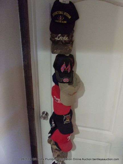 LOT: HAT RACK W/ 15 HATS