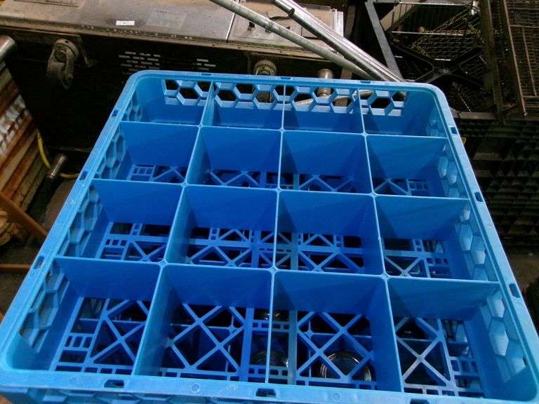 CARLISLE FOOD SERVICE COMPARTMENT GLASS RACK W/ 5 GLASS CUPS, QTY 11