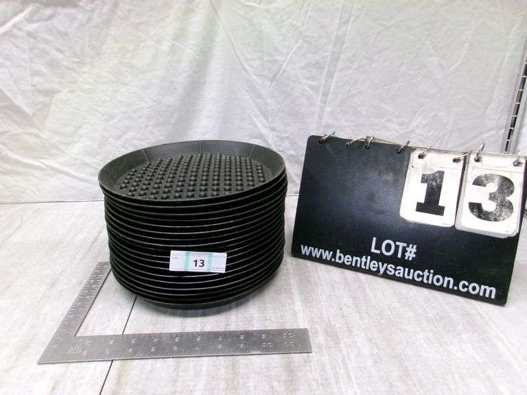 STACK OF PIZZA PLEEZER TRAYS, QTY 17