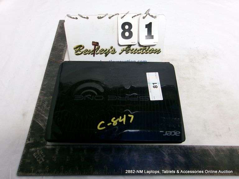 ACER ASPIRE ONE D270 INTEL ATOM - NO CORD