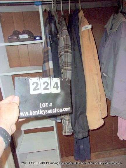 LOT: MENS JACKETS, BATH ROBE