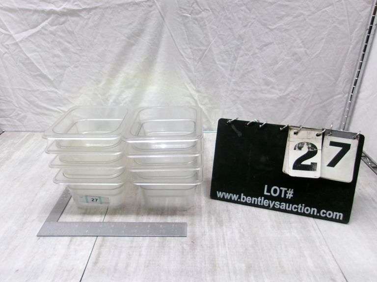 STACK OF 8 PLASTIC SMALL FOOD CONTAINERS