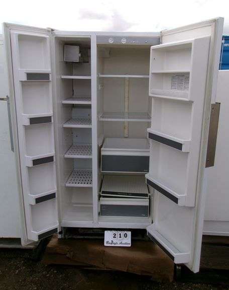 KENMORE SIDE BY SIDE REFRIGERATOR