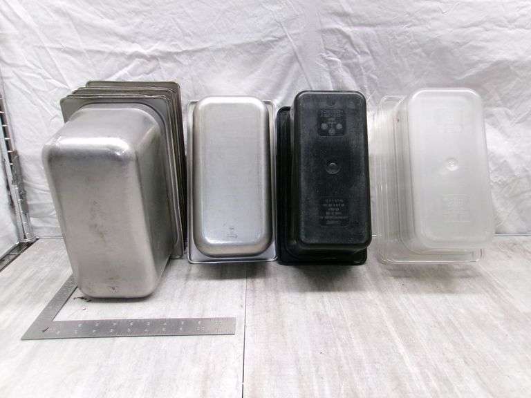 STACK OF STAINLESS STEEL FOOD TRAYS, 8QTY