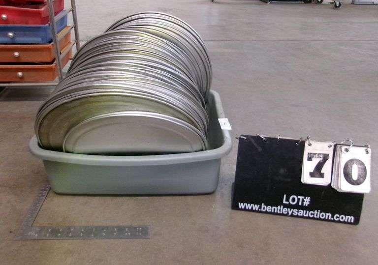 DISH TOTE W/ PIZZA PANS