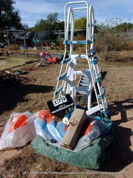 LOT: SWIMMING POOL LADDERS, SWIMMING POOL COVER, POOL INFLATABLES, ETC