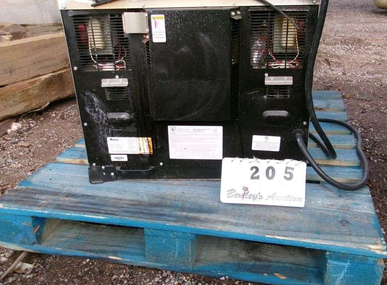 INTERTEK COMMERCIAL MICROWAVE/CONVECTION OVEN, S/N 1512160065