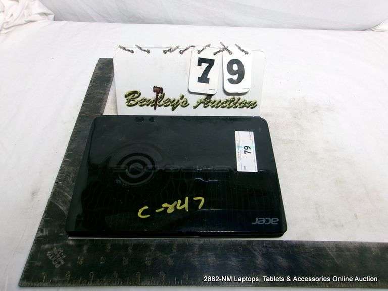 ACER ASPIRE ONE D270 INTEL ATOM - NO CORD