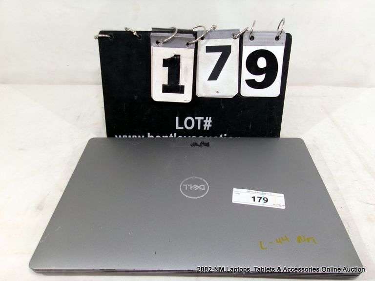 DELL LATITUDE 5510 INTEL CORE I5 - BOTTOM RIGHT CORNER BROKEN