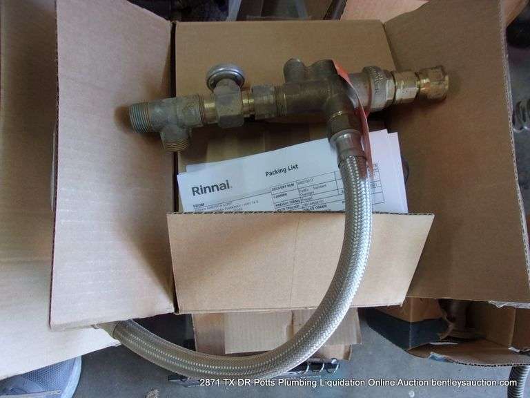 BOX: ASSORTED RINNAI PARTS