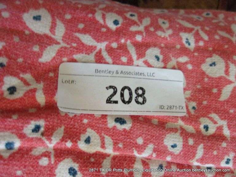 LOT: KITCHEN HAND TOWELS AND OVEN MITTS