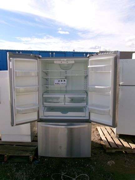 WHIRLPOOL FRENCH DOOR REFRIGERATOR