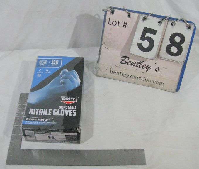 BOX: DISPOSABLE NITRILE GLOVES - CHEMICAL RESISTANT