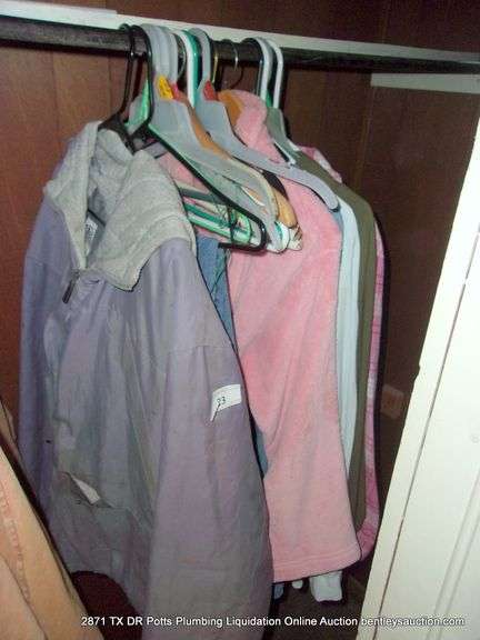 LOT: MIXED SIZED WOMENS SHIRTS, JEAN, NIGHT GOWN, COAT