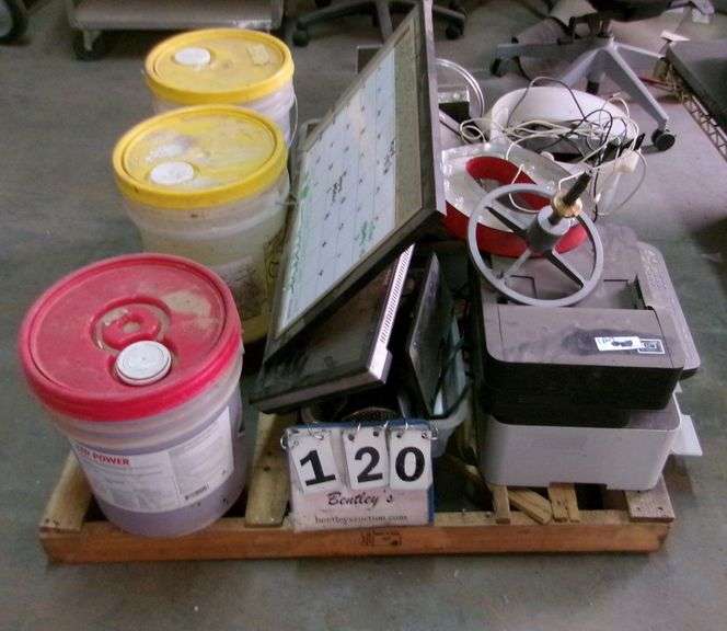 PALLET; MISC. RESTAURANT ITEMS