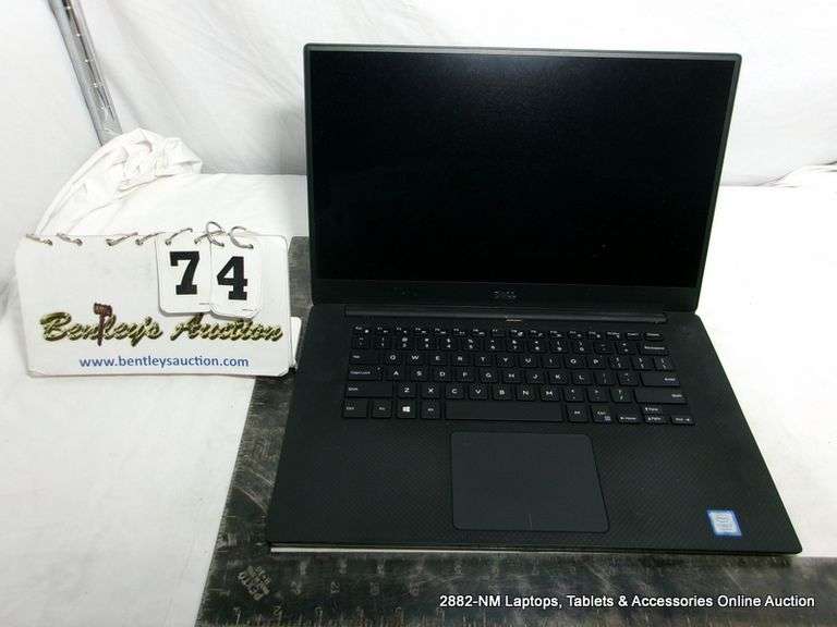 DELL PRECISION 5520 CORE I7 - MISSING SCREWS, NO CORD