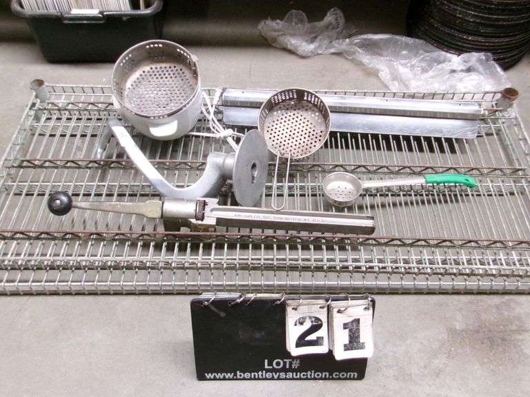 ASSORTED KITCHEN ITEMS