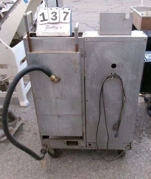 COMMERCIAL DEEP FRYER