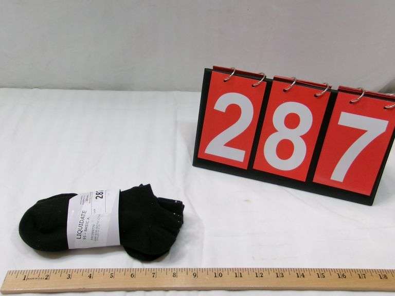 UNDERARMOR BLACK NO SHOW SOCKS