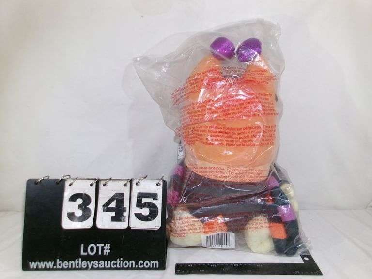 BLUEY 18" HALLOWEEN JUMBO PLUS