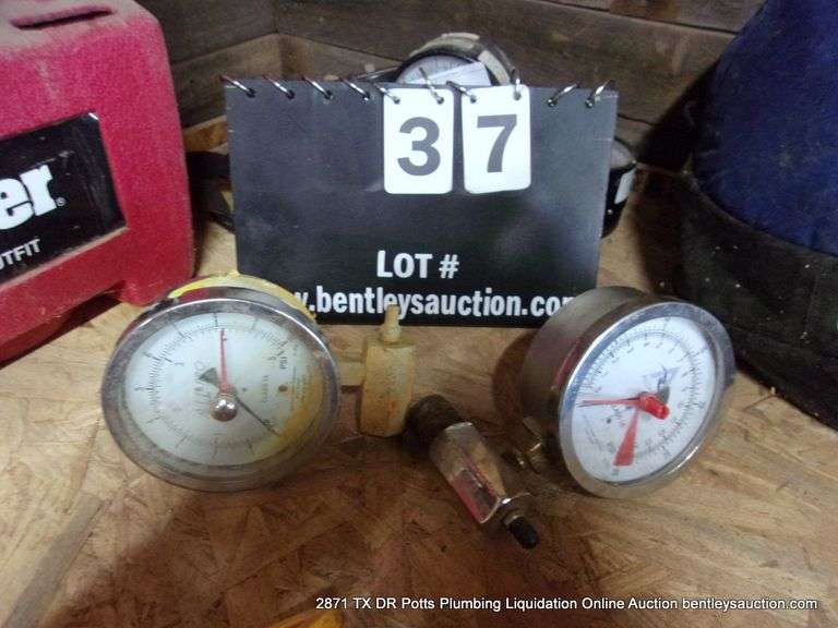 LOT: (2) CLASS 1A ALLIANCE GAUGES
