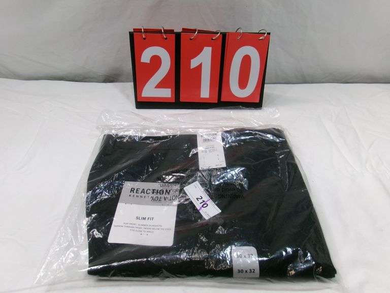 MENS BLACK DRESS PANTS, 30W X 32L