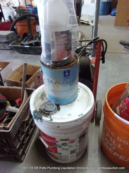 LOT: CLOBBER DRAINLINE OPENER, MULTI-PURPOSE LATEX PRIMER, AQUA DEFENSE