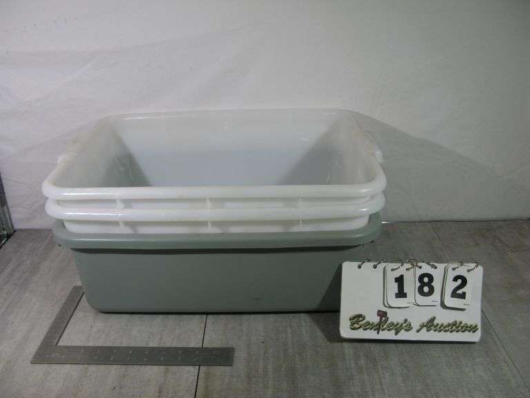 LOT: MISC KITCHEN ITEMS