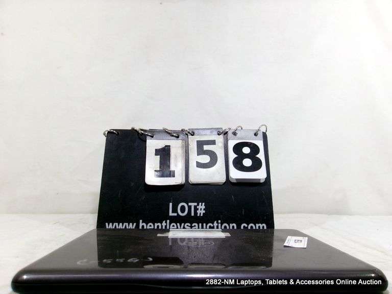 DELL LATITUDE 3380 CORE I3 - MISSING PANEL, NO CORD