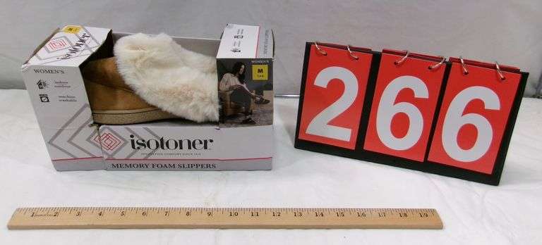 ISOTONER MEMORY FOAM SLIPPERS, SIZE M