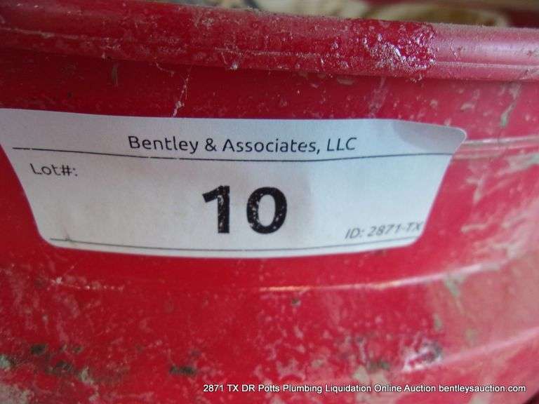 5 GALLON BUCKET & QUICKRETE