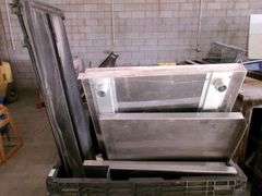 CRATE OF MISC. KITCHEN ITEMS, CONTENTS ONLY